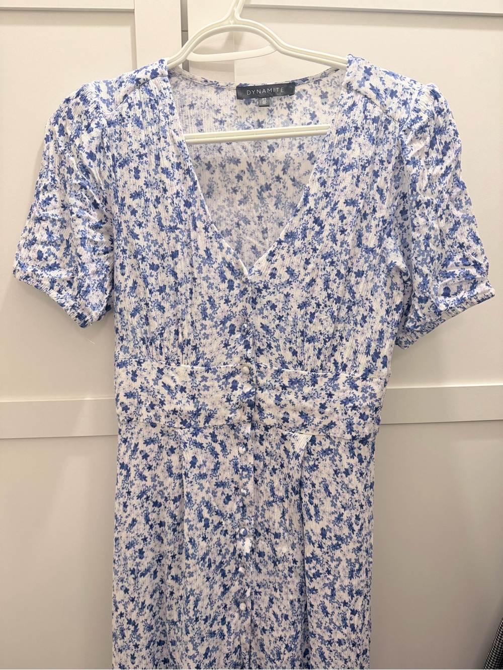 Dynamite White and Blue Floral Midi Dress - Picture 2 of 5
